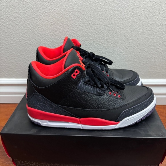 Jordan 3 Retro Crimson Size 11 - Picture 3 of 9